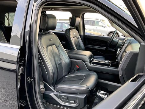 Used 2020 Ford Expedition Platinum image 8