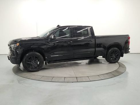 Used 2024 Chevrolet Silverado 1500 High Country w/ Midnight Edition AWD/4WD image 4