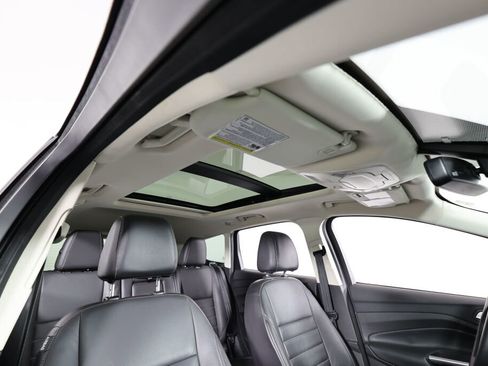 Used 2016 Ford Escape Titanium image 40