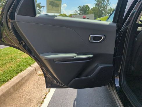Used 2025 Kia K4 FWD image 26