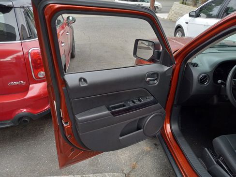 Used 2012 Jeep Patriot Sport w/ PWR Value Group image 7