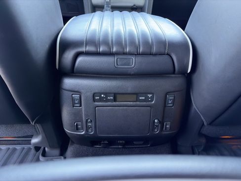 Used 2020 INFINITI QX80 Limited w/ All-Season Package image 12