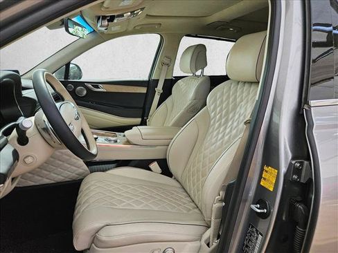 Used 2023 Genesis GV80 3.5T AWD/4WD image 13