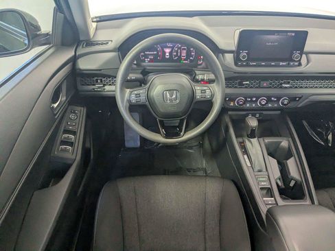Used 2023 Honda Accord EX image 35