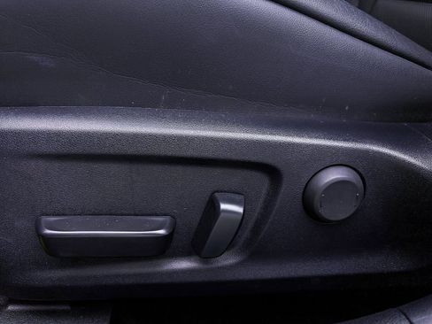 Used 2023 Lexus IS 350 F Sport image 19