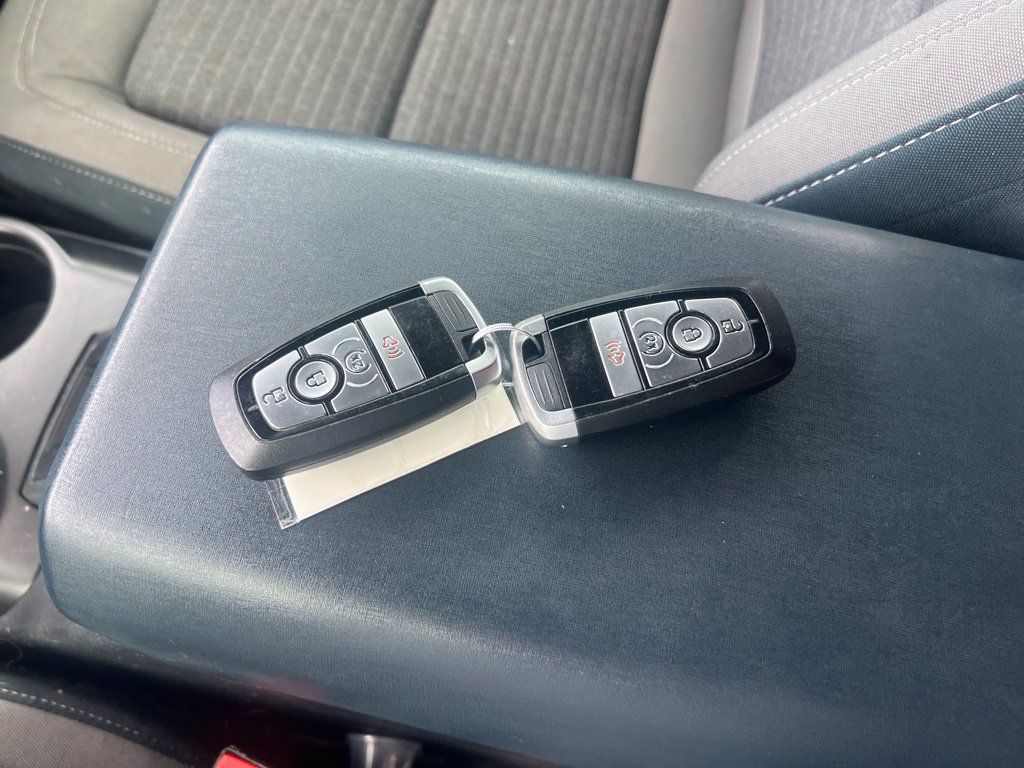 Used 2021 Ford Bronco Outer Banks AWD/4WD image 8