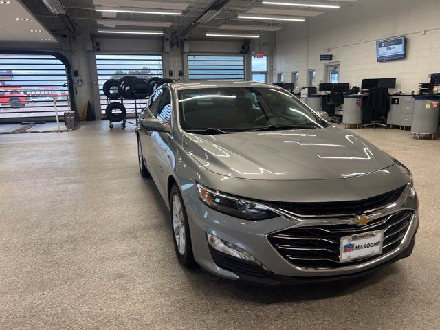 Used 2023 Chevrolet Malibu LT FWD image 3