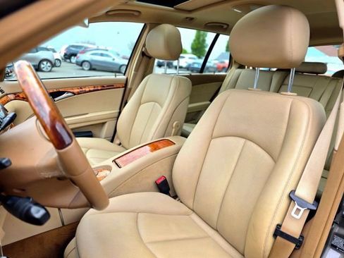 Used 2009 Mercedes-Benz E 350 4MATIC Wagon image 28