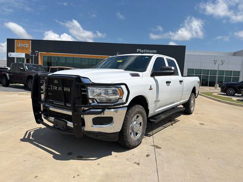 Used 2022 RAM 2500 Tradesman w/ Chrome Appearance Group AWD/4WD image 1