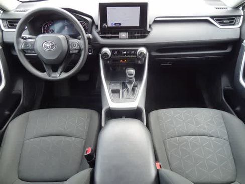 Used 2024 Toyota RAV4 XLE FWD image 13