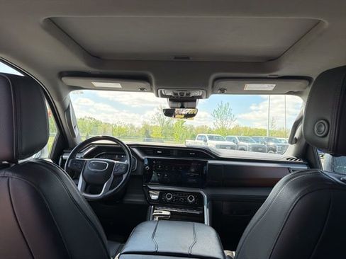 Used 2023 GMC Sierra 1500 Denali w/ Denali Reserve Package AWD/4WD image 20
