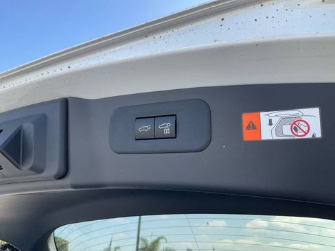 Used 2024 Lexus NX 250 FWD w/ Premium Package image 10