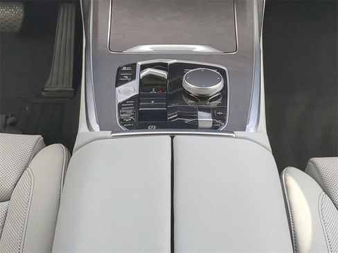 New 2026 BMW X7 xDrive40i image 19