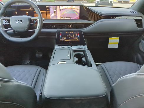 New 2026 INFINITI QX80 Autograph w/ Premium Cargo Package image 14