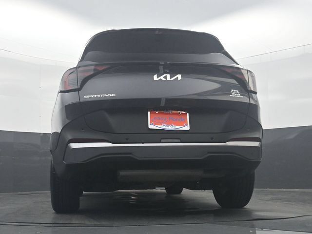 Used 2026 Kia Sportage LX FWD image 31