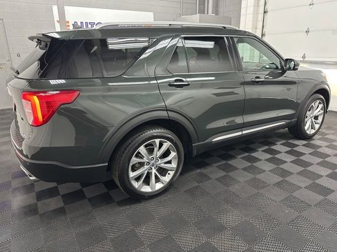 Used 2023 Ford Explorer Platinum w/ Premium Technology Package image 11