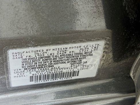 Used 2024 Nissan Versa SV w/ Trunk Package image 24