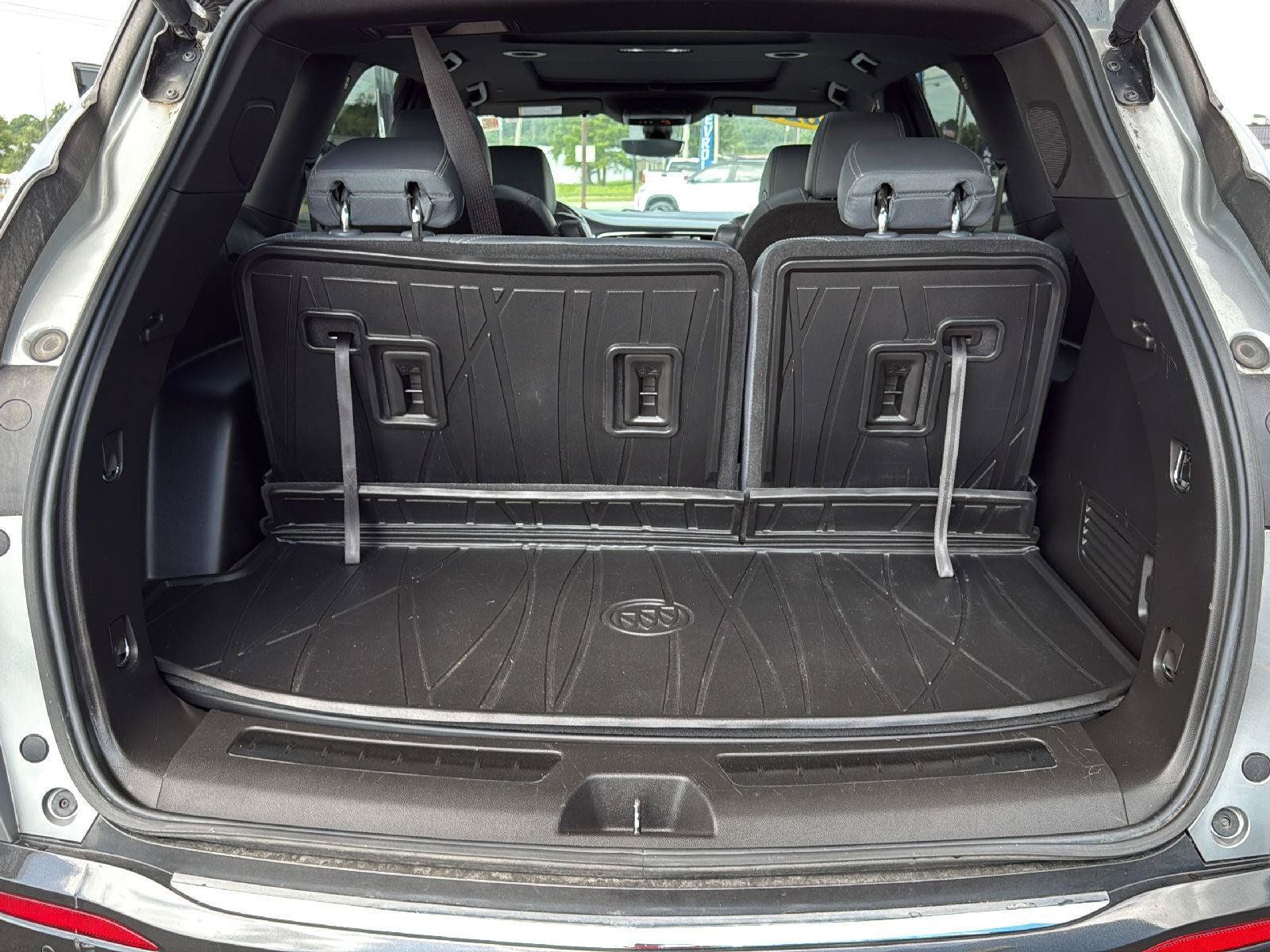 Used 2023 Buick Enclave Premium w/ Experience Buick Package AWD/4WD image 29