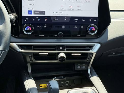 Used 2023 Lexus RX 350 Premium Plus w/ Cold Area Package AWD/4WD image 19