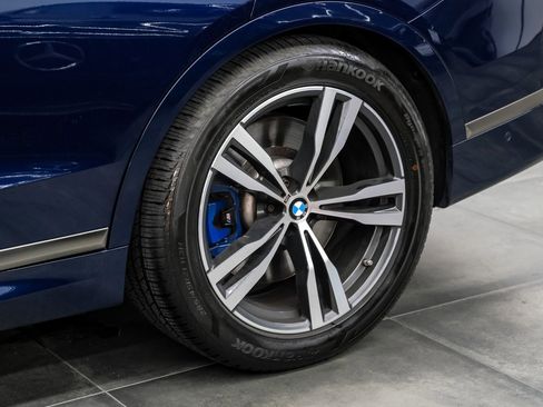 Used 2022 BMW X7 M50i w/ Executive Package image 62