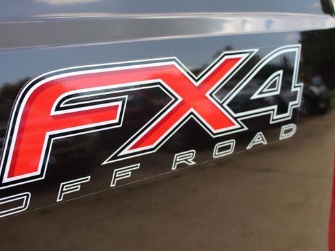 Used 2013 Ford F250 Lariat w/ Lariat Ultimate Pkg image 6