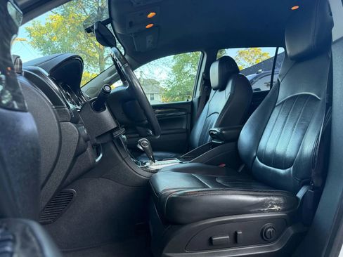 Used 2014 Buick Enclave Leather image 8