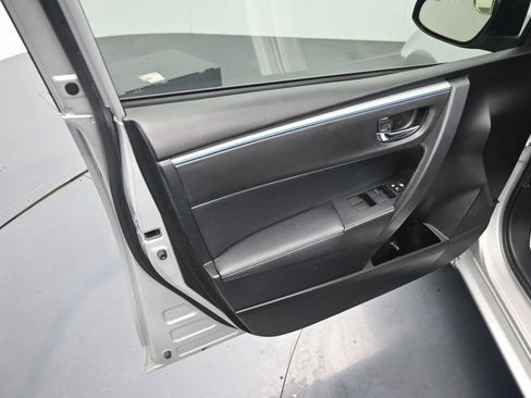 Used 2016 Toyota Corolla S FWD image 18