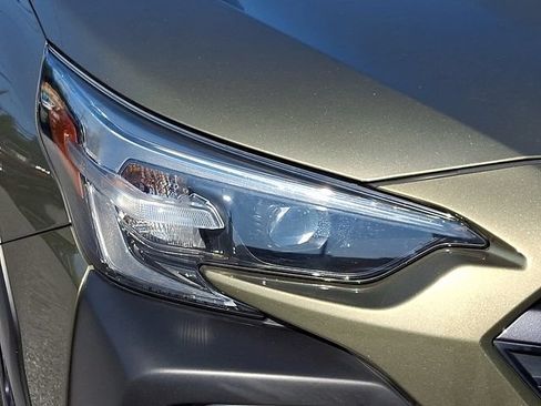 Used 2023 Subaru Outback Limited AWD/4WD image 9