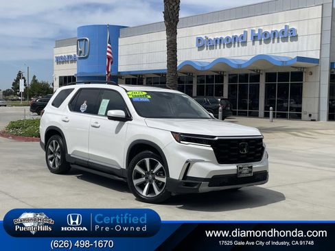 Certified 2025 Honda Pilot Elite image 1
