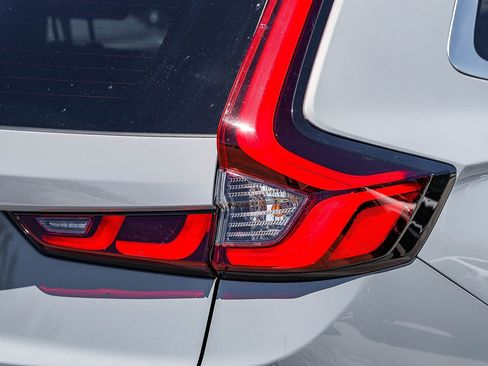 Used 2026 Honda CR-V EX image 8