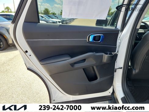 New 2026 Kia Sorento S FWD image 13