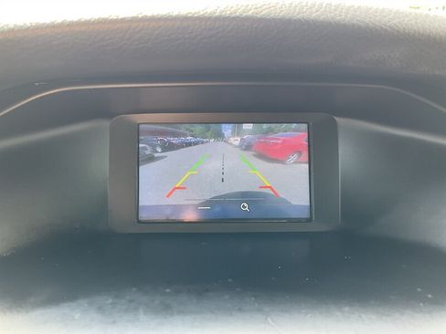Used 2017 Ford Focus SE FWD image 16
