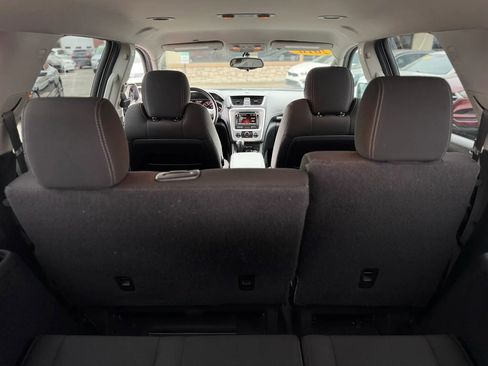 Used 2016 GMC Acadia SLE FWD image 9