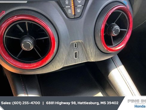Used 2020 Chevrolet Blazer RS FWD image 24