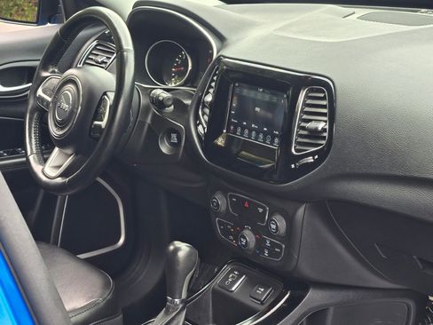 Used 2019 Jeep Compass Altitude image 8