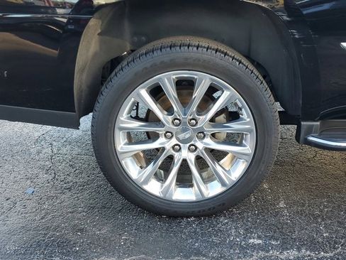 Used 2020 Cadillac Escalade Luxury image 7