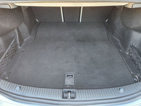 Used 2017 Mercedes-Benz C 300 Sedan image 31