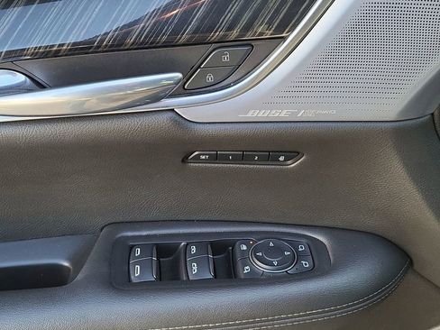 Used 2023 Cadillac XT6 Premium Luxury w/ Technology Package image 24