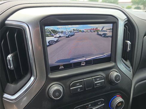 Used 2021 Chevrolet Silverado 1500 LT Trail Boss w/ LT Trail Boss Premium Package AWD/4WD image 31