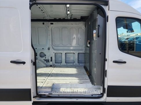 Used 2020 Ford Transit 250 Base image 11