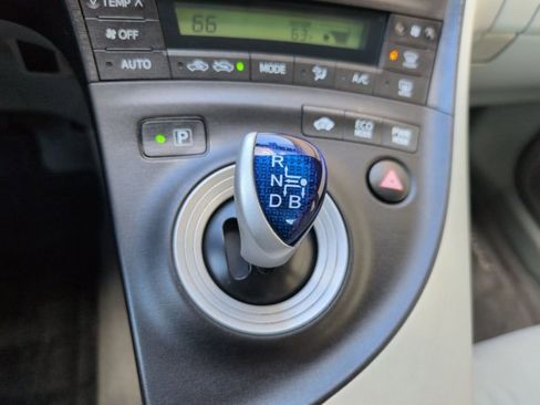 Used 2010 Toyota Prius FWD image 11
