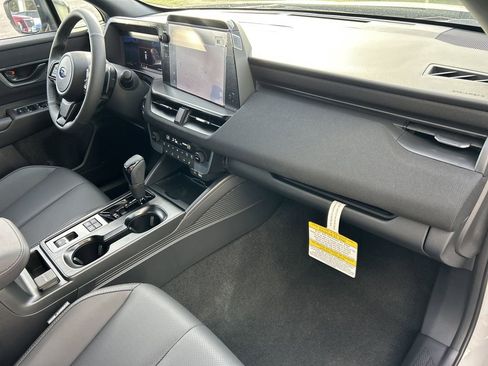 New 2026 Subaru Outback Limited AWD/4WD image 12