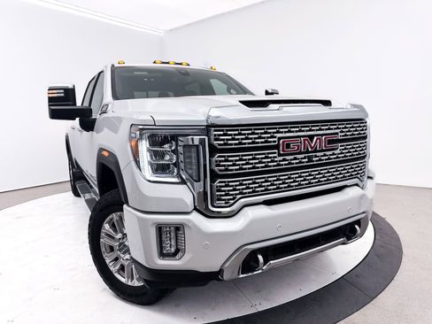 Used 2020 GMC Sierra 2500 Denali w/ Denali Ultimate Package image 8