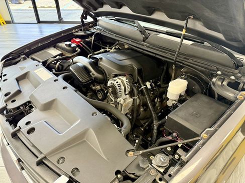 Used 2011 GMC Sierra 1500 SLE w/ Power Tech Package image 17