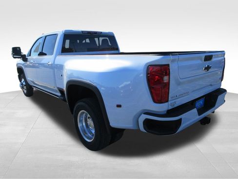 New 2026 Chevrolet Silverado 3500 High Country w/ High Country Premium Package image 3