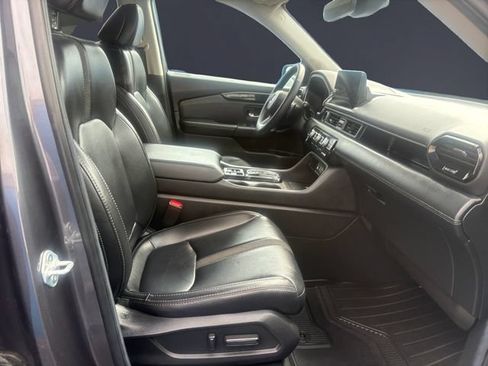 Certified 2025 Honda Pilot EX-L image 15