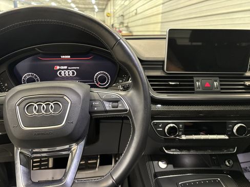 Used 2020 Audi SQ5 Premium Plus w/ Premium Plus Package image 17