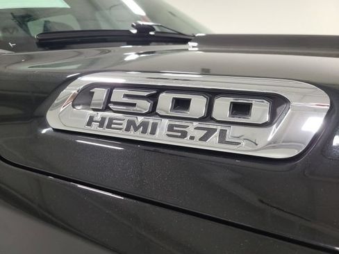 Used 2020 RAM 1500 Laramie AWD/4WD image 11