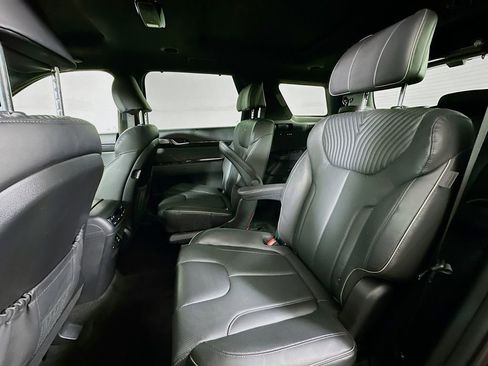 Used 2024 Hyundai Palisade Calligraphy image 15