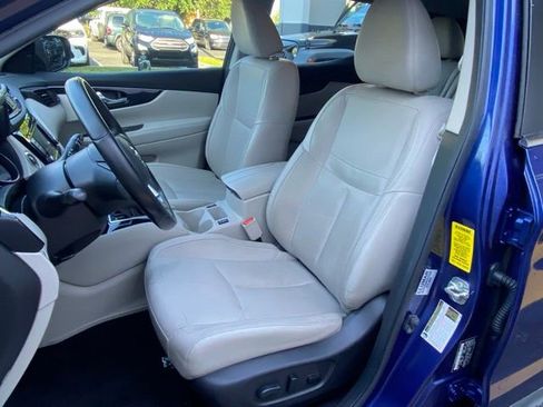 Used 2019 Nissan Rogue Sport SL w/ Premium Package image 15